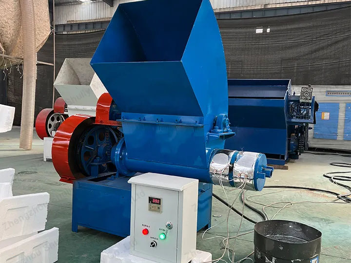 Plastic crusher machine for recycling